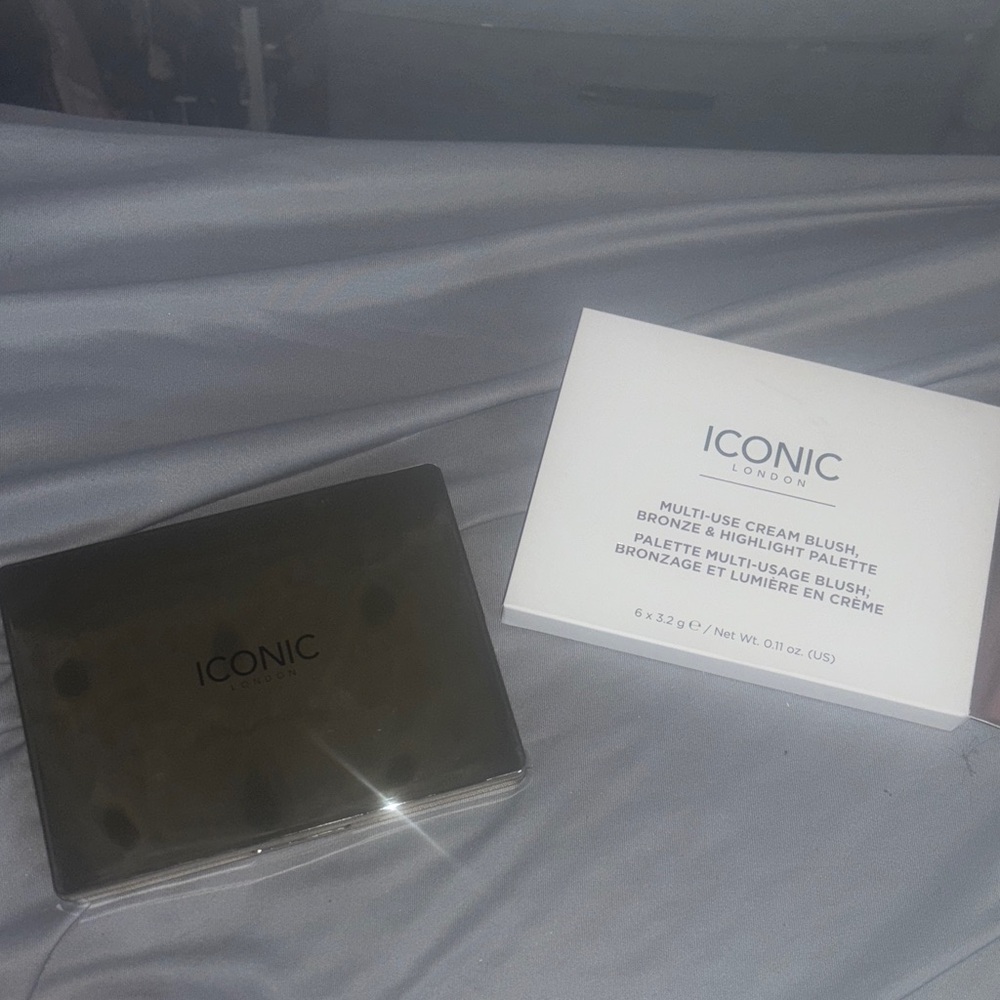 ICONIC London Cream Blush and Highlight Palette